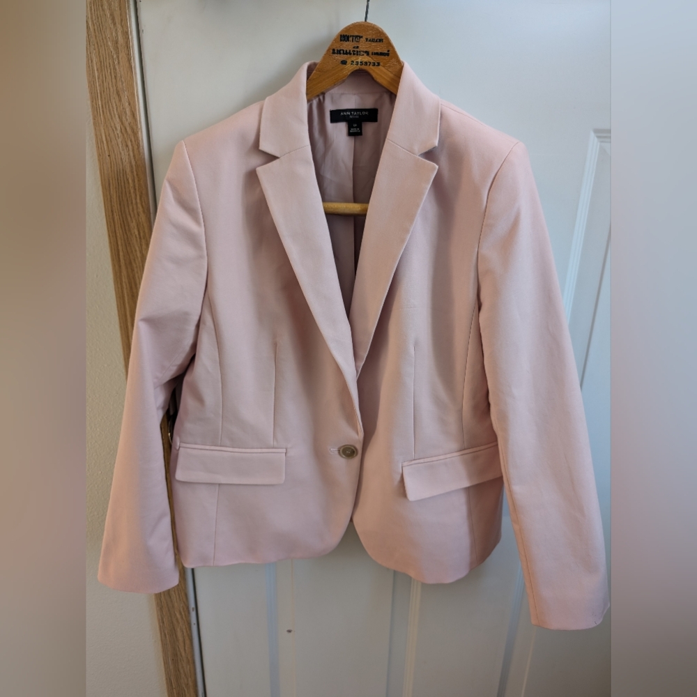 Ann Taylor Light Pink Blazer
